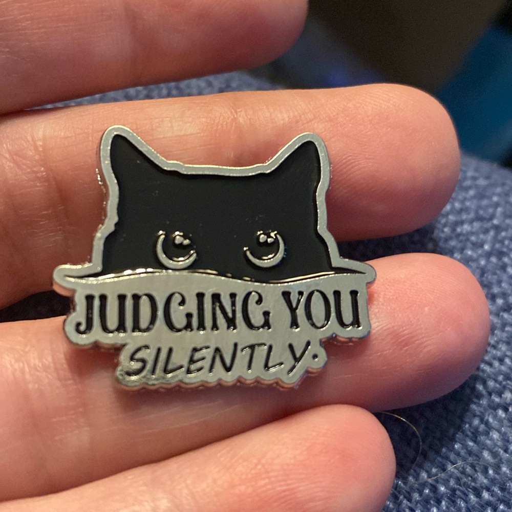NEW Judging You Silently Black Cat Metal Tack Pin